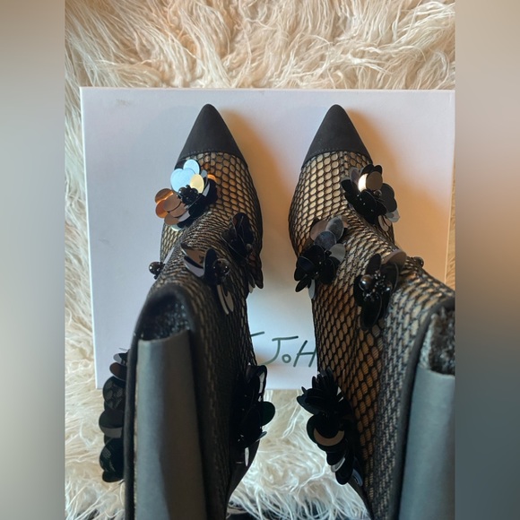 👄 NWT 👄 Betsey Johnson, Navey Embellished Dress Booties, Black, Size 9.5 - Picture 8 of 16